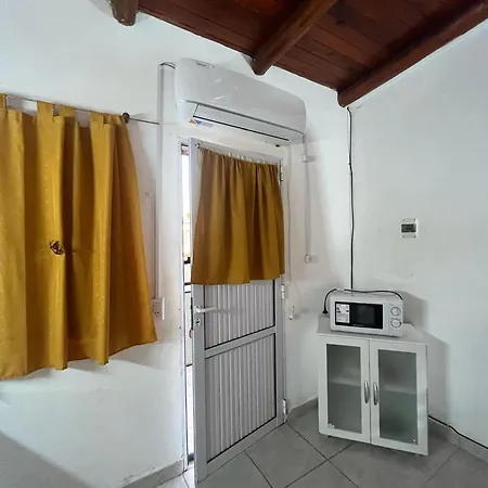 Monoambientes Avril Apartment Federacion Exterior photo